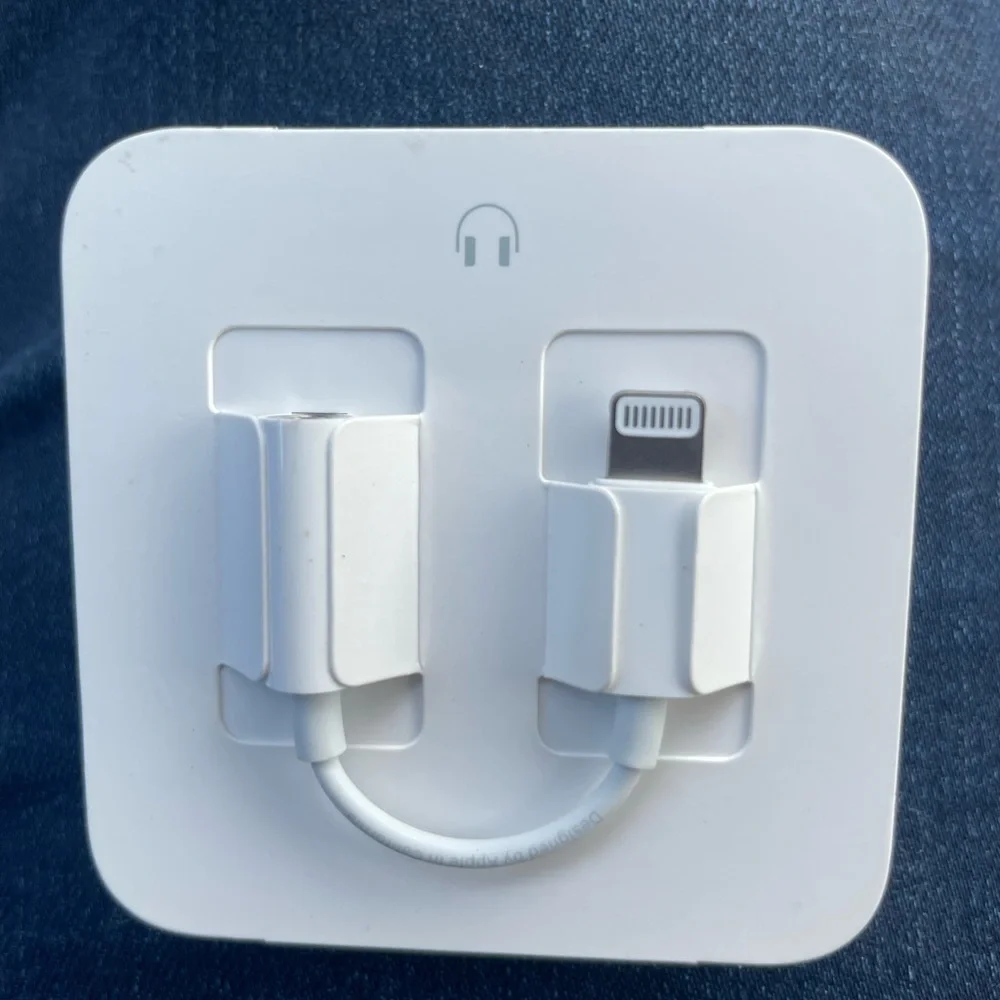 Apple Corded EarPods with Lightning Adapter
